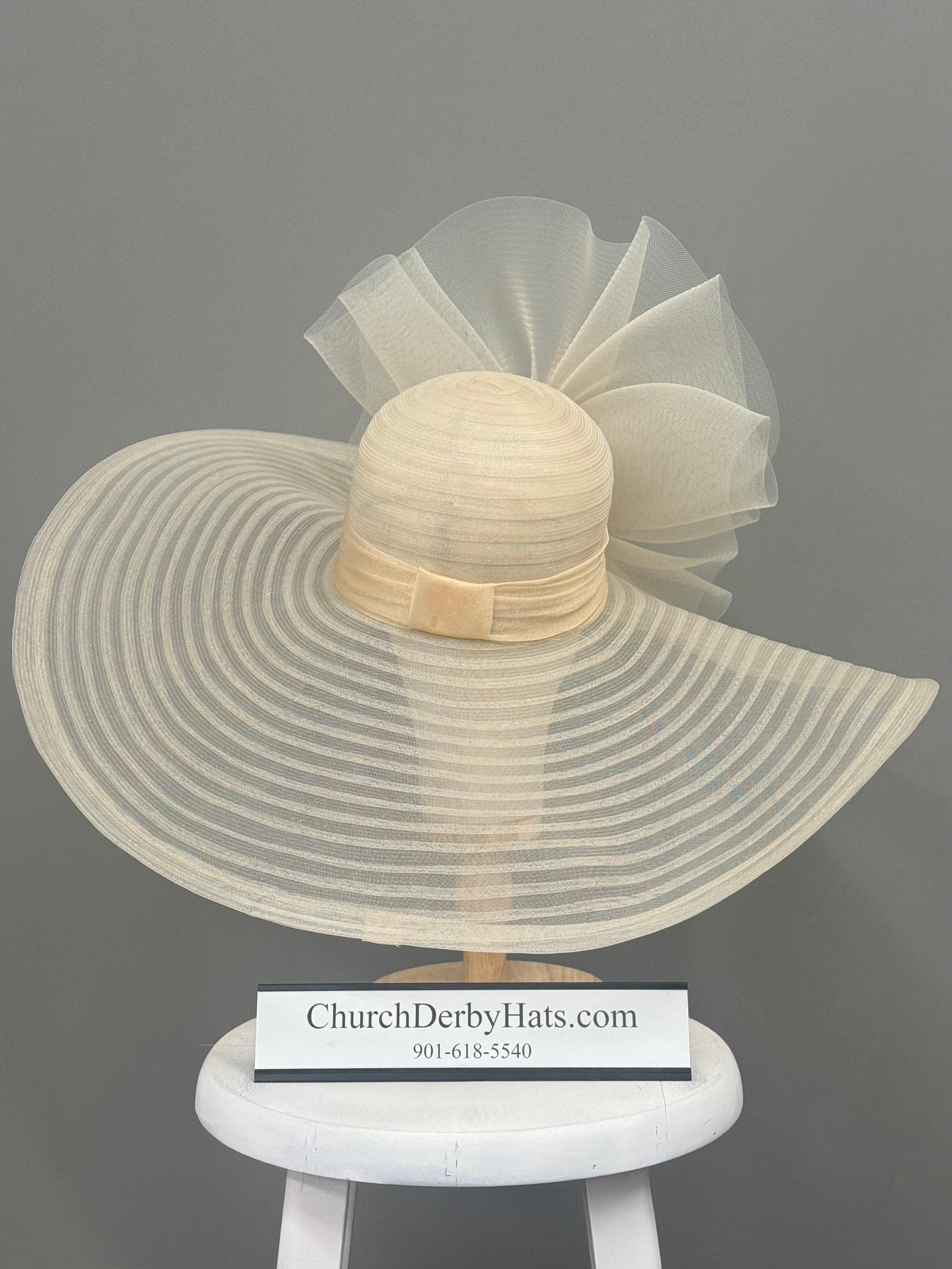 Blanche Ivory Horsehair - Kentucky Derby Hat - Church Hat